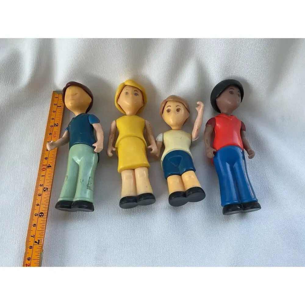 Vintage Little Tikes Dollhouse People Figures Lot of 4 Replacement Figures